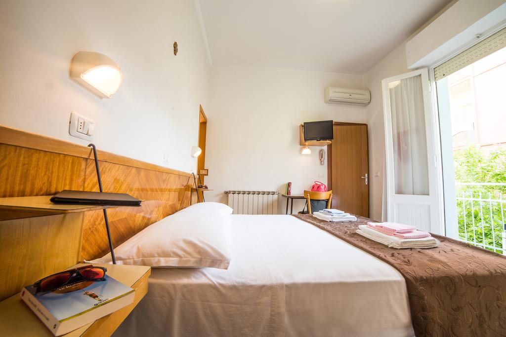 Hotel Nuovo Fiore Cattolica Quarto foto